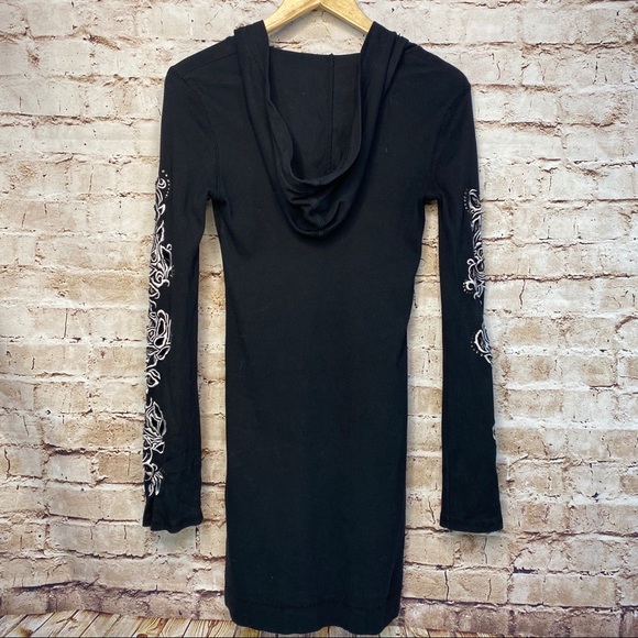 ROYAL PLUSH HOODIE EMBROIDERED RHINESTONE TUNIC - Picture 2 of 5